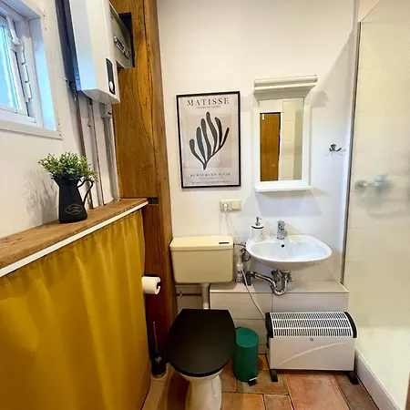 Tiny House Zur Alten Sparkasse 펜션 *